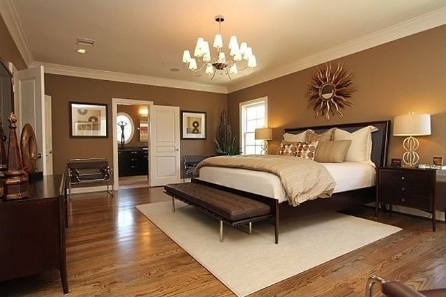 Memadupadankan Furnitur Warna Coklat di Kamar Tidur dan Ruang Tamu